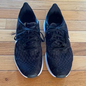 Women’s Nike Air Zoom Pegasus shoes